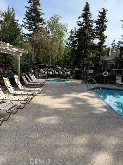 700 E Lake