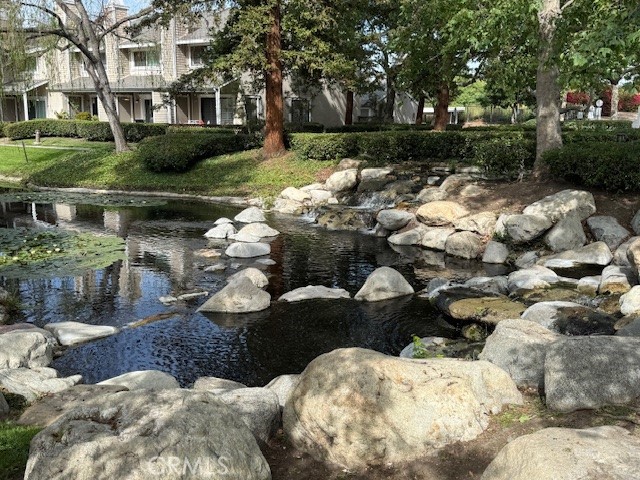 700 E Lake