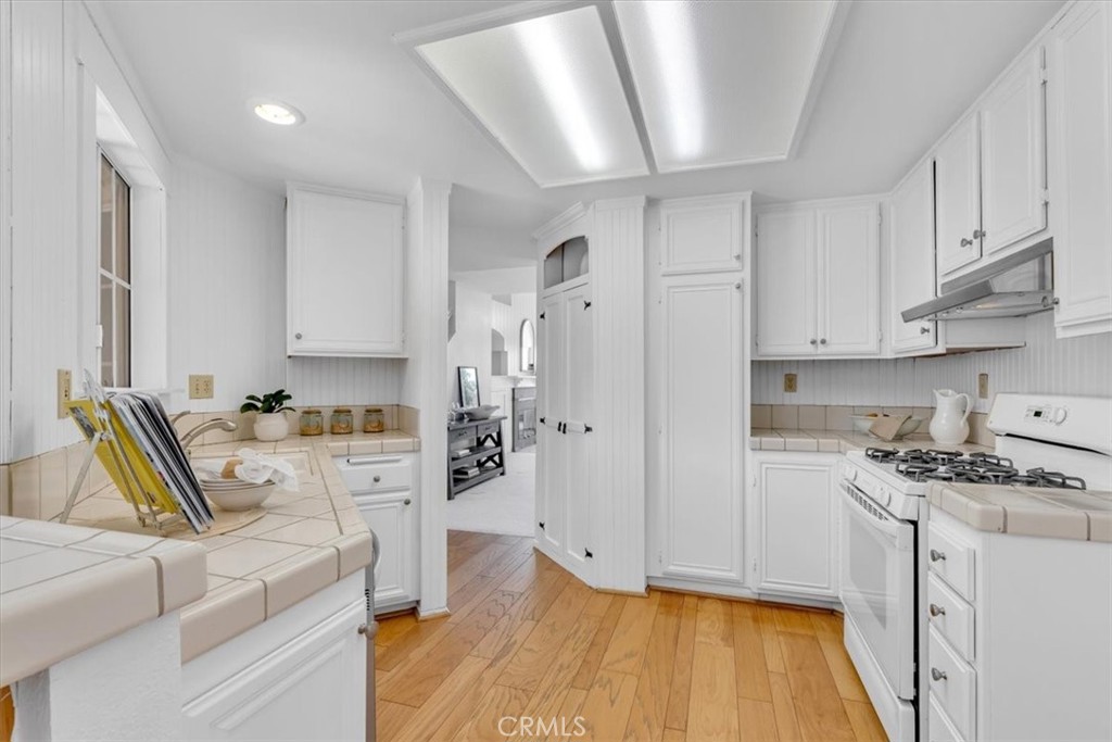 27367 Paseo Placentia