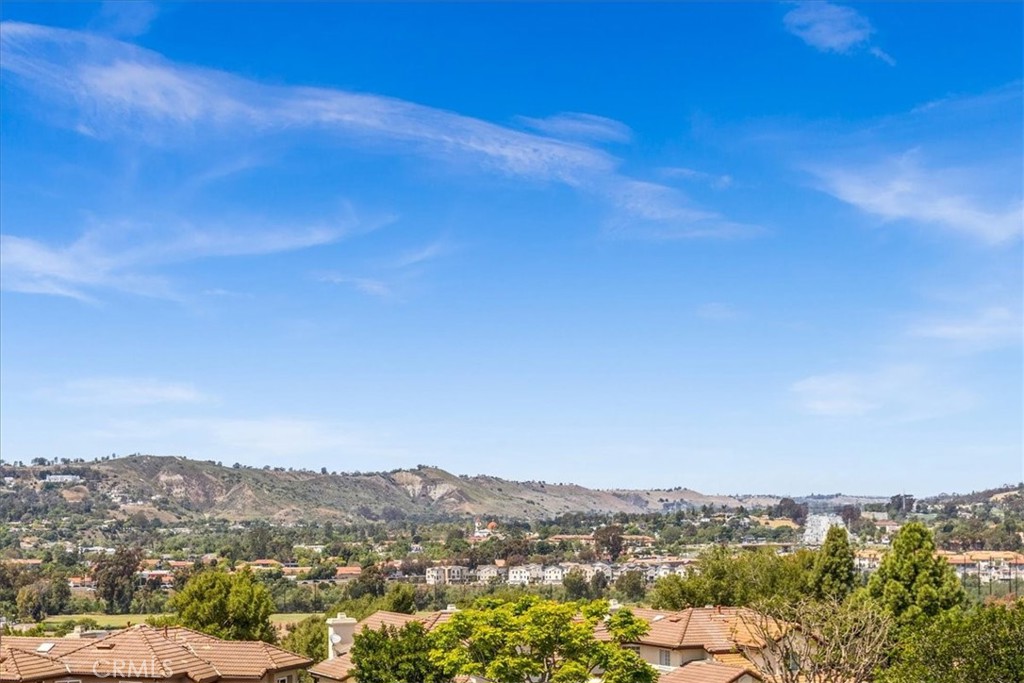 27367 Paseo Placentia