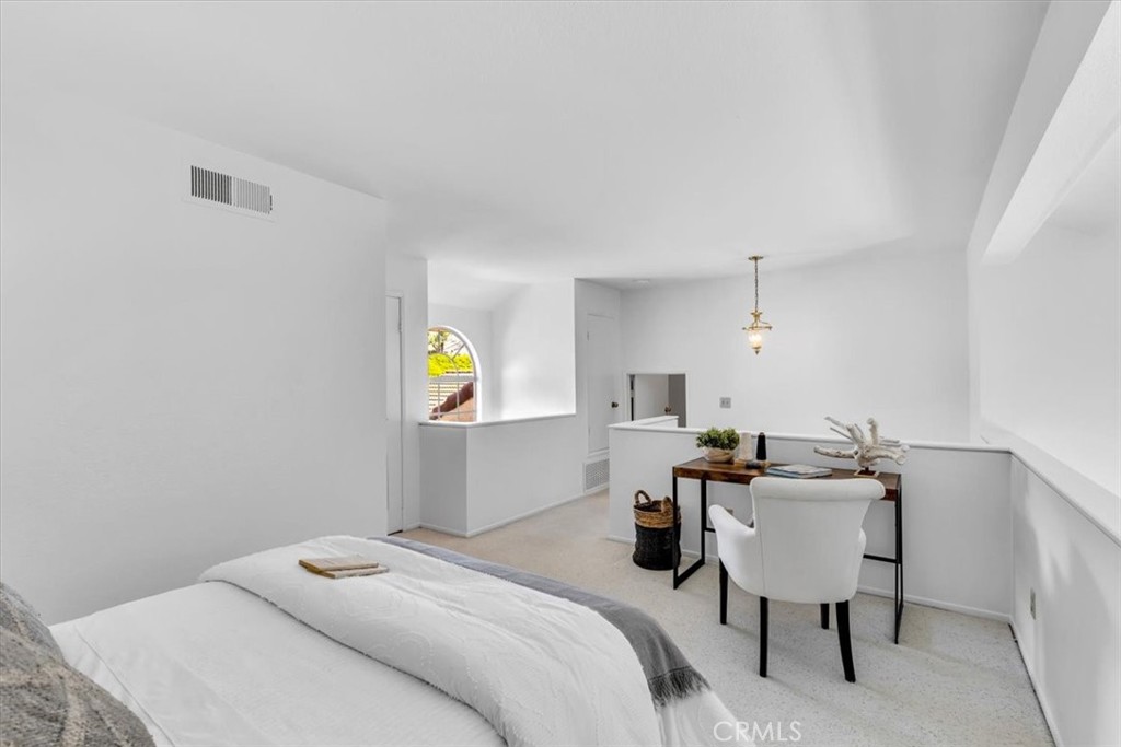 27367 Paseo Placentia