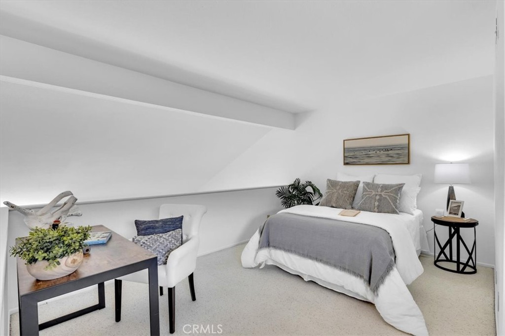 27367 Paseo Placentia