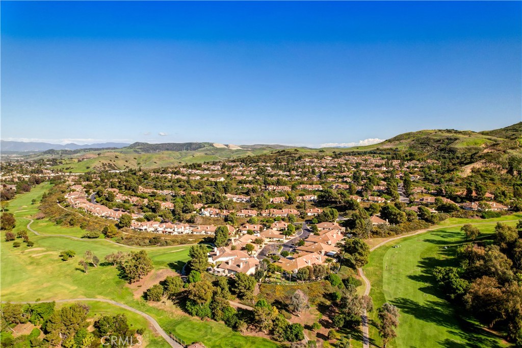 27367 Paseo Placentia