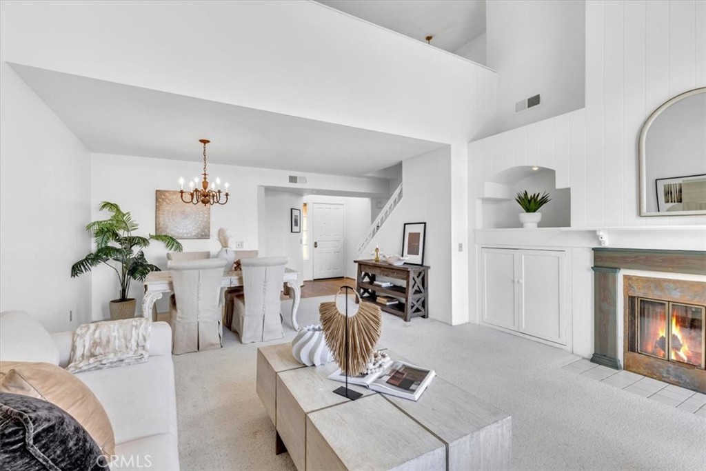 27367 Paseo Placentia