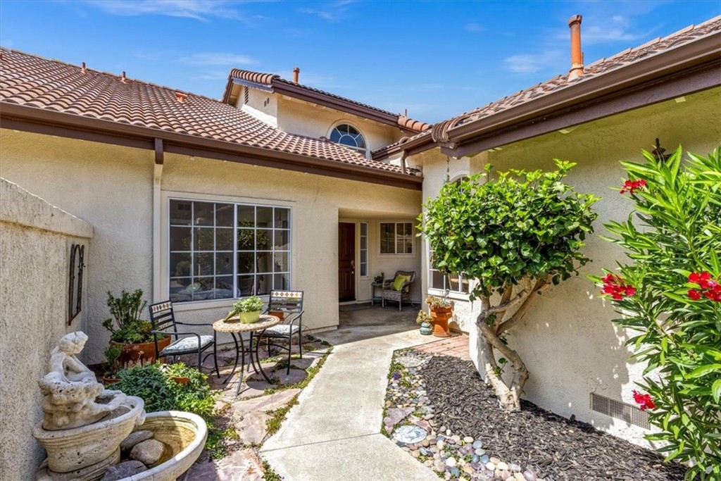 27367 Paseo Placentia