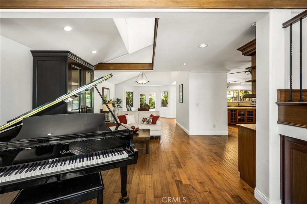 10 Whistling Isle