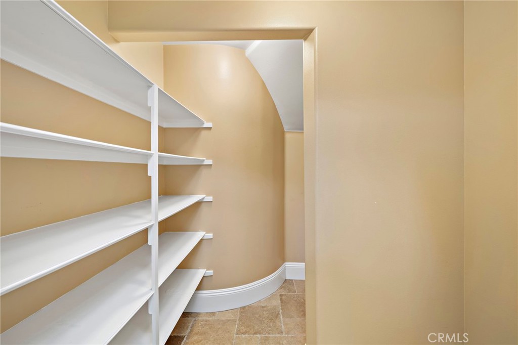 18 Via Cima