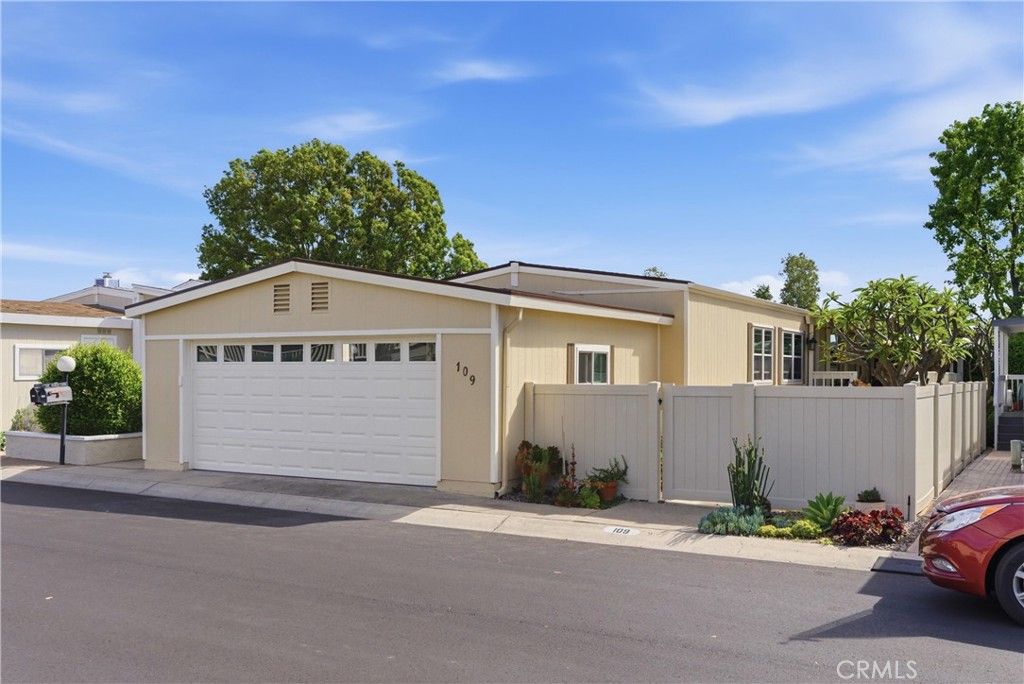 5200 Irvine 109