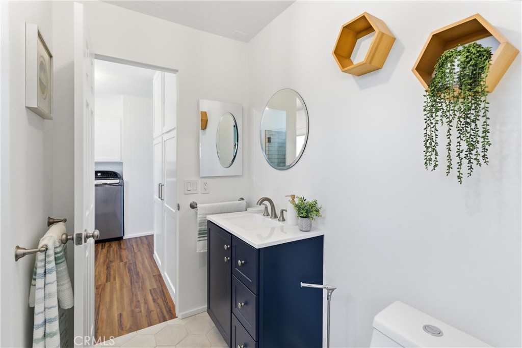 5200 Irvine 109