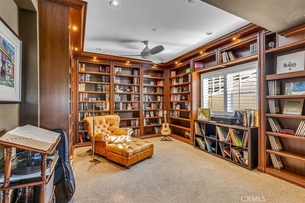 645 Oak