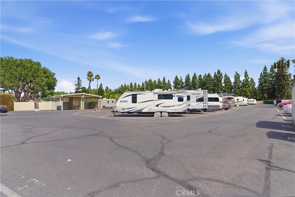 5200 Irvine 109