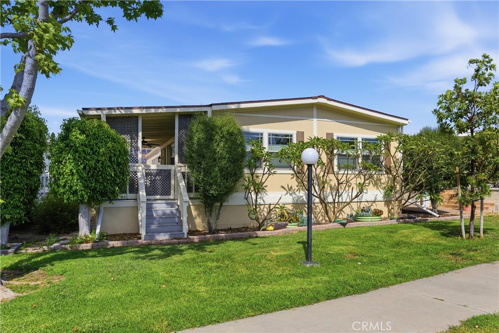 5200 Irvine 109