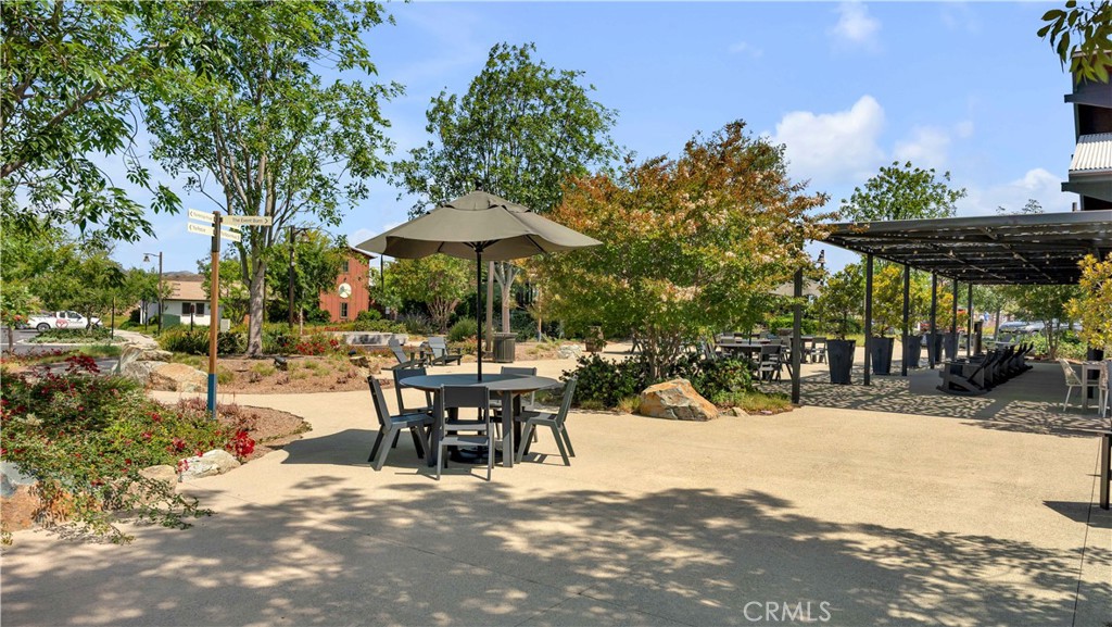 510 Bluegrass Way