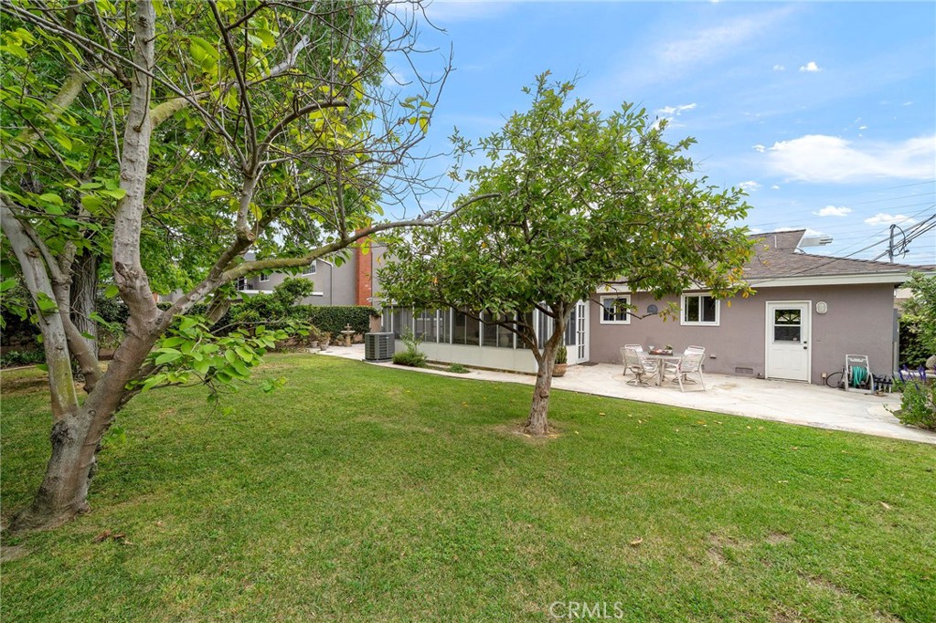 18856 Santa Mariana Street