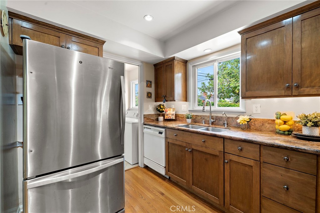 18856 Santa Mariana Street