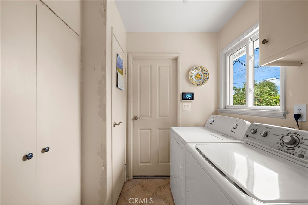 18856 Santa Mariana Street