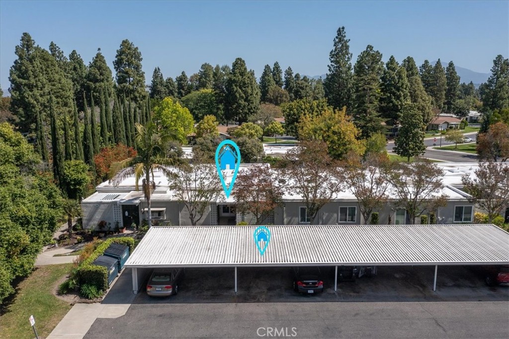 320 AVENIDA CARMEL B