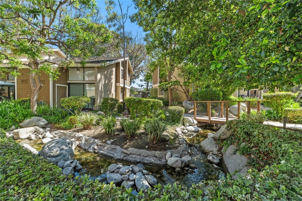 204 Pineview
