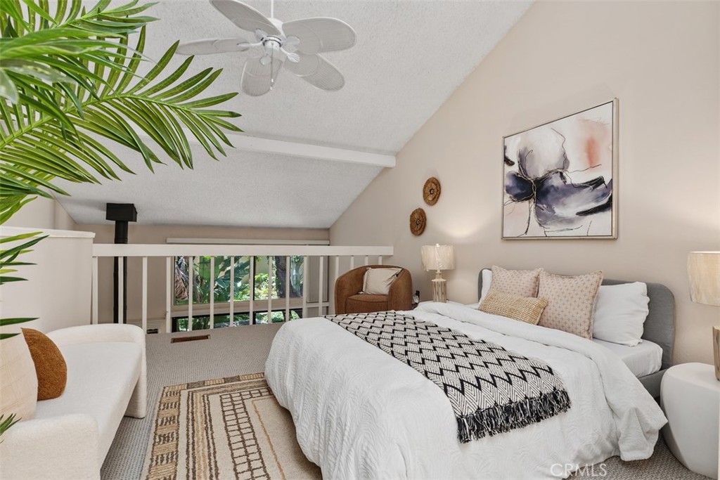 204 Pineview