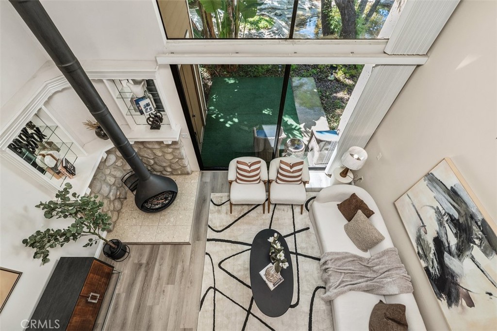 204 Pineview