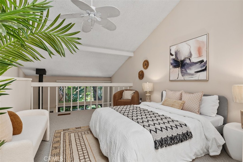 204 Pineview