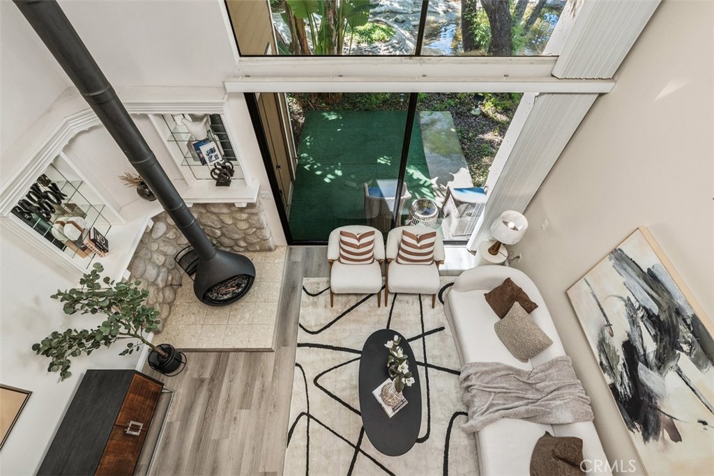 204 Pineview