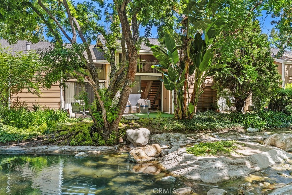 204 Pineview