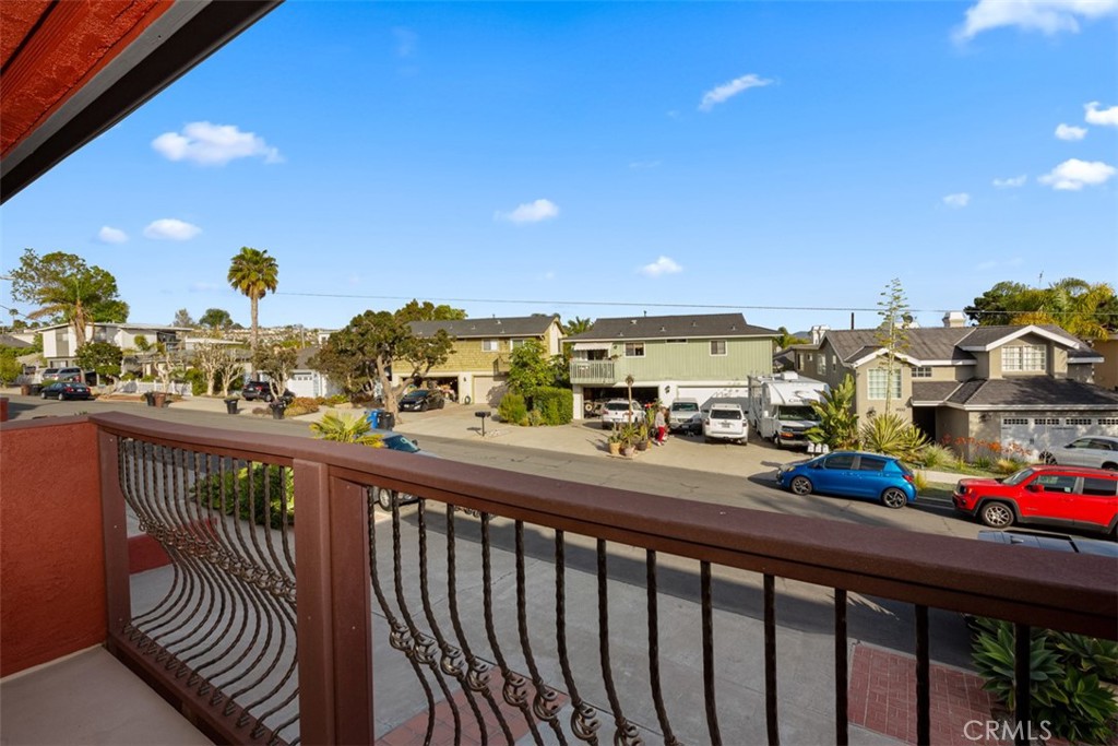 34121 Ruby Lantern B