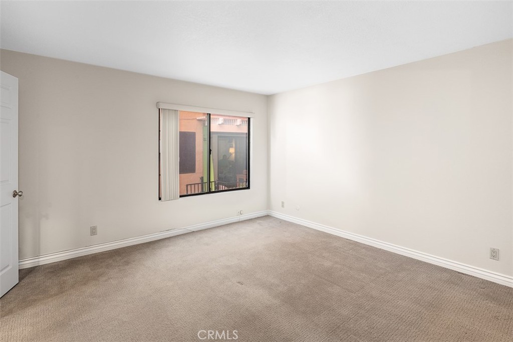 34121 Ruby Lantern B