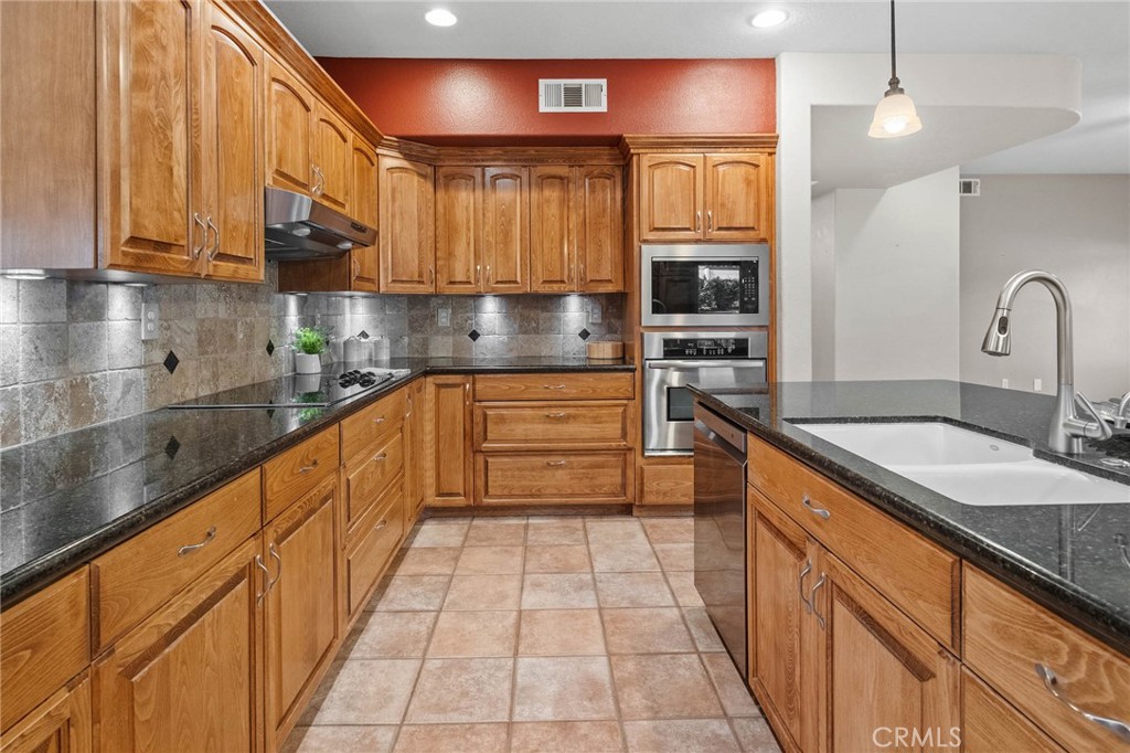 12772 Cimarron