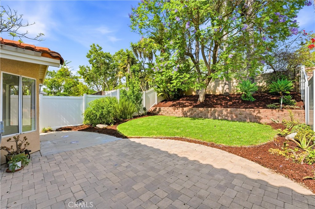 18992 Singingwood Circle