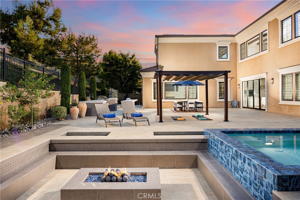 104 Shady Arbor
