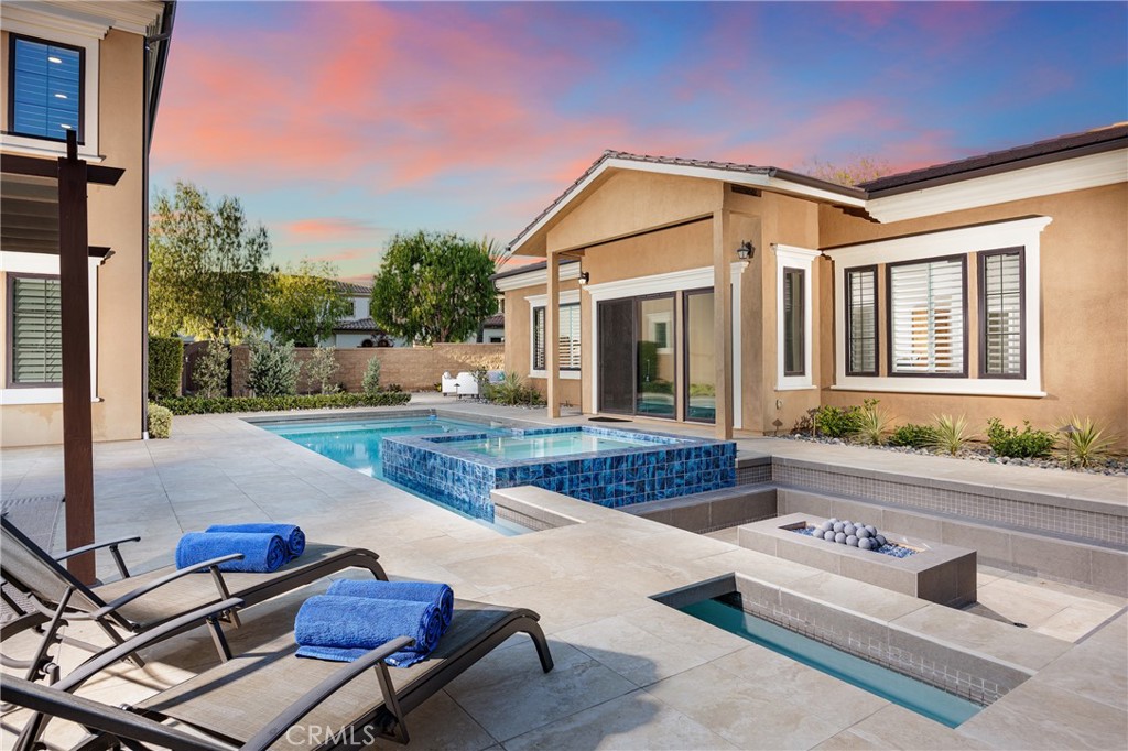 104 Shady Arbor