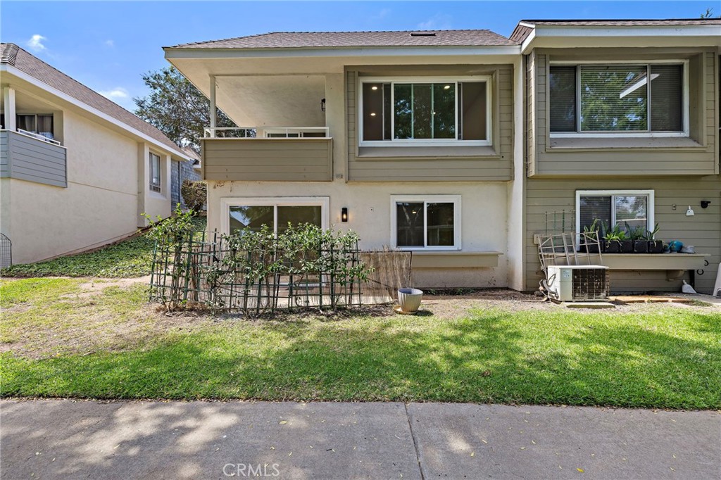 22311 Caminito Arroyo Seco