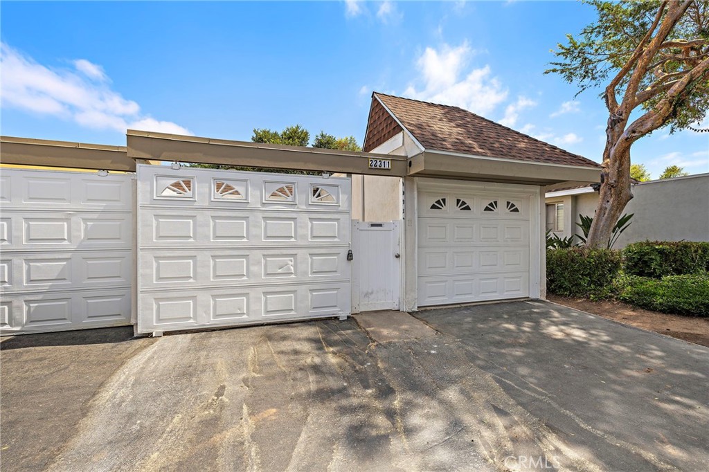 22311 Caminito Arroyo Seco