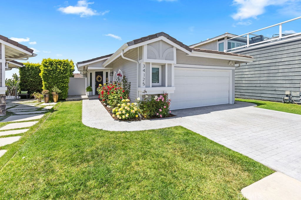 34125 Moongate Court