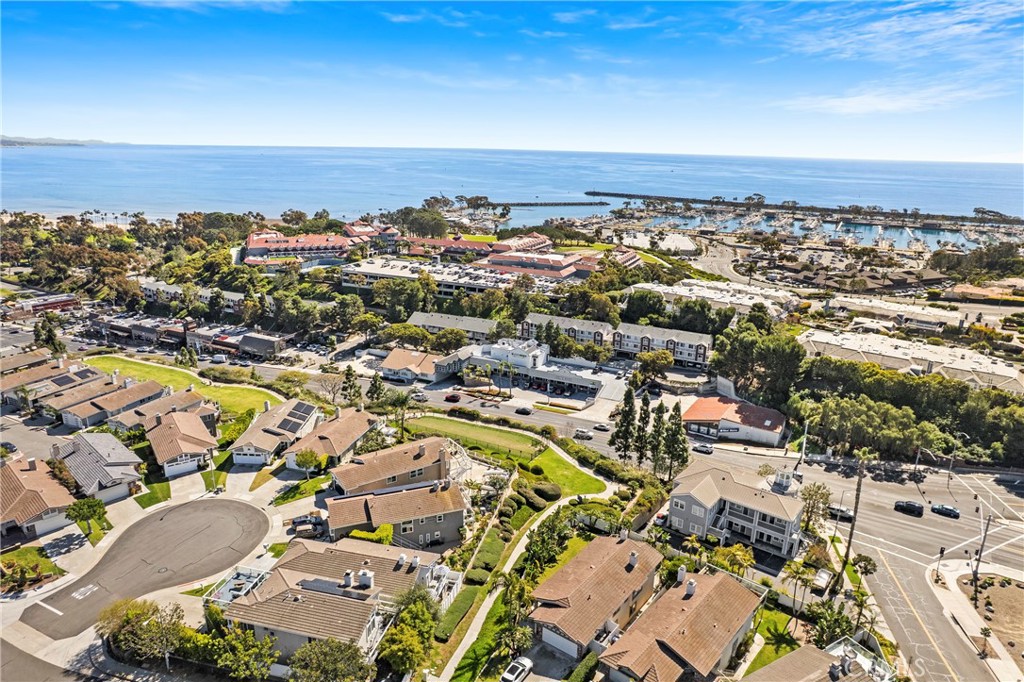 34125 Moongate Court