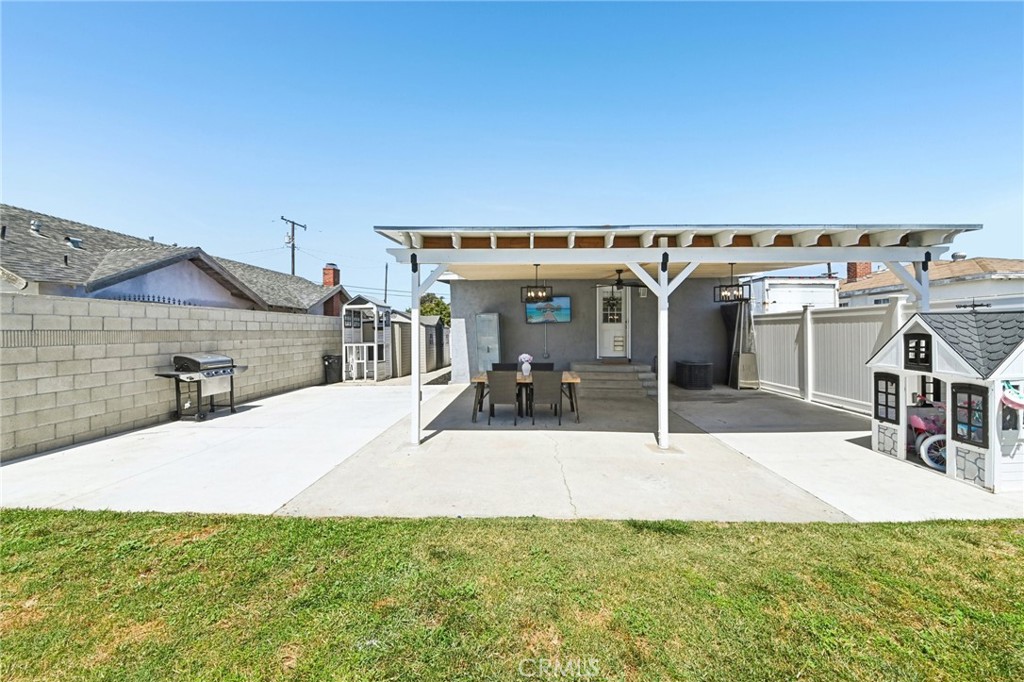 6602 Walt Street