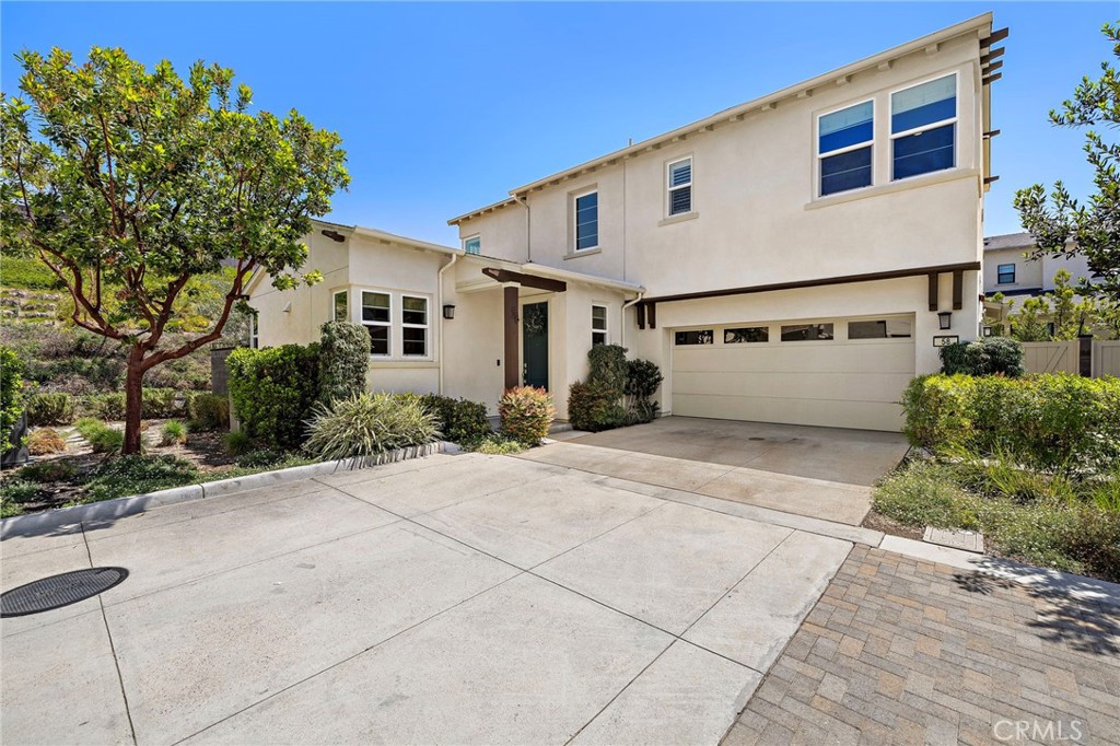 58 Alienta Lane