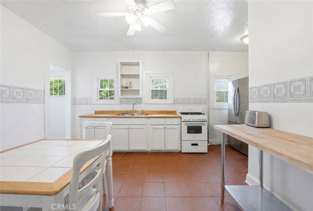 5328 Marmion Way