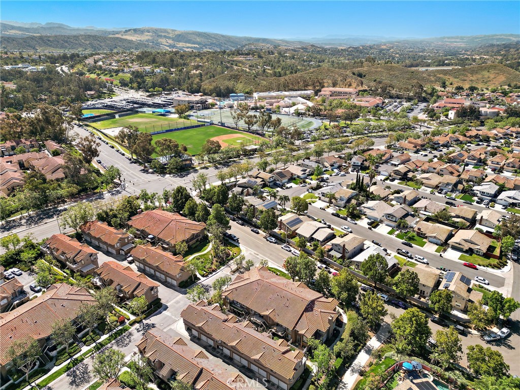 39 Via Hermosa