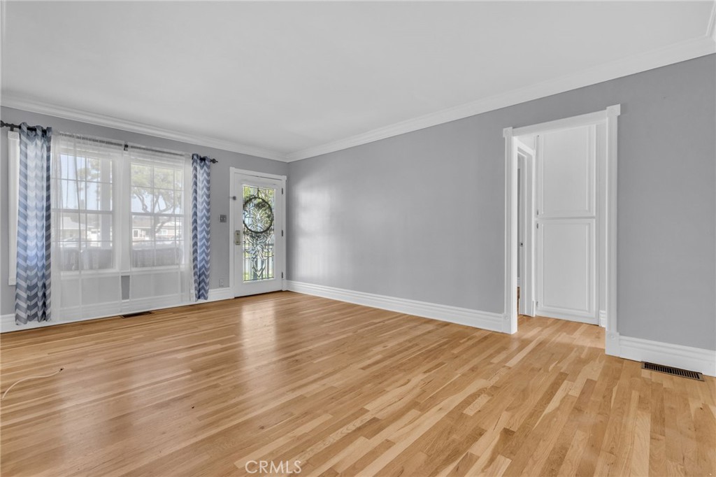 4220 Los Coyotes Diagonal