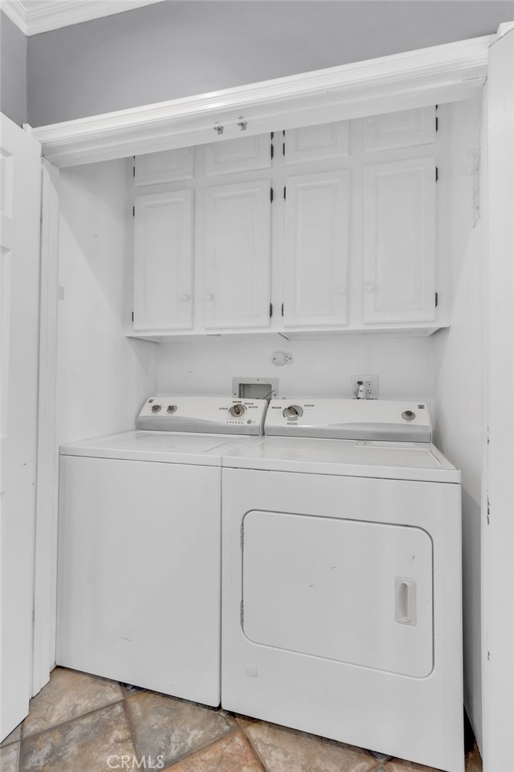 4220 Los Coyotes Diagonal