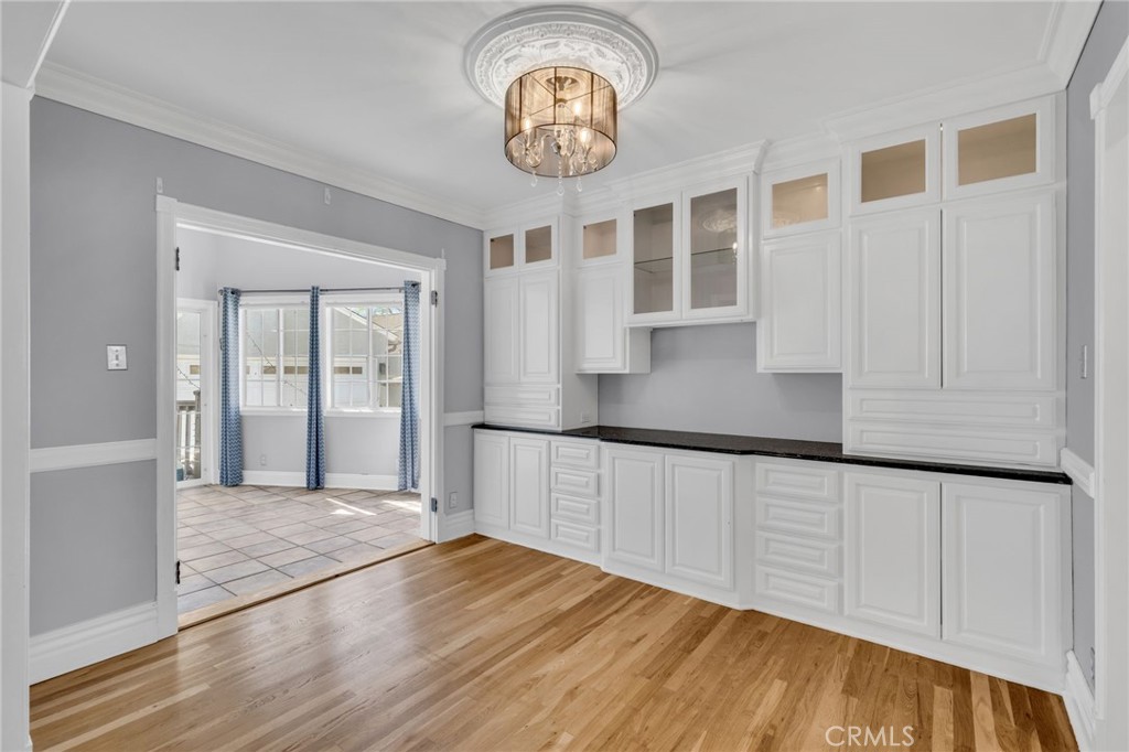 4220 Los Coyotes Diagonal