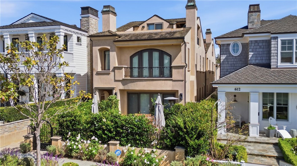 1/2 Orchid Avenue