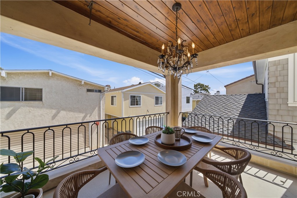 1/2 Orchid Avenue