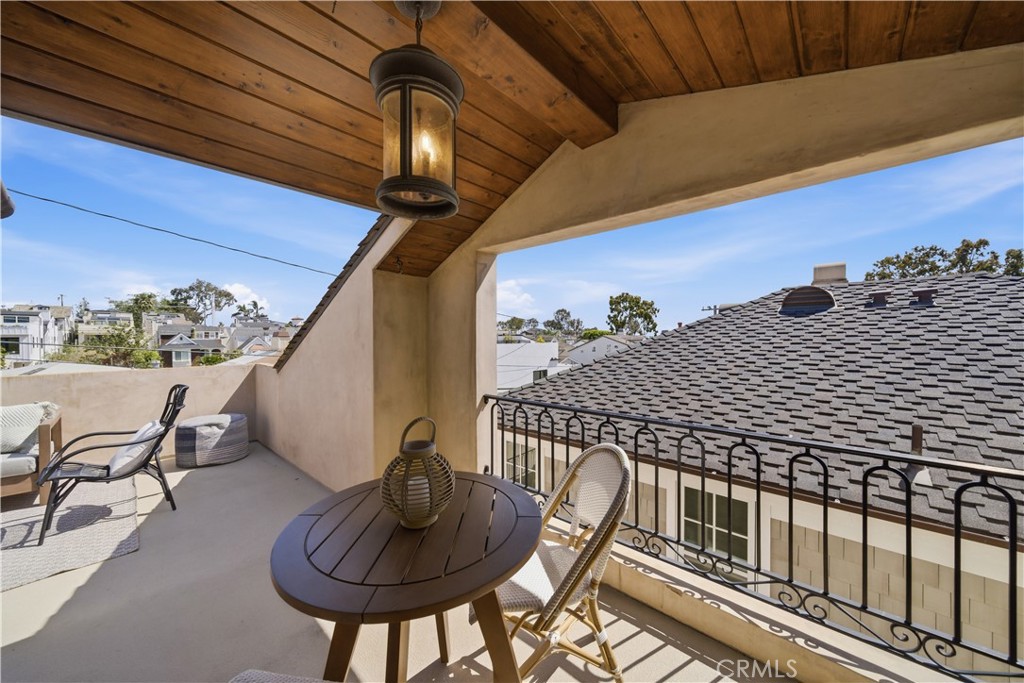 1/2 Orchid Avenue