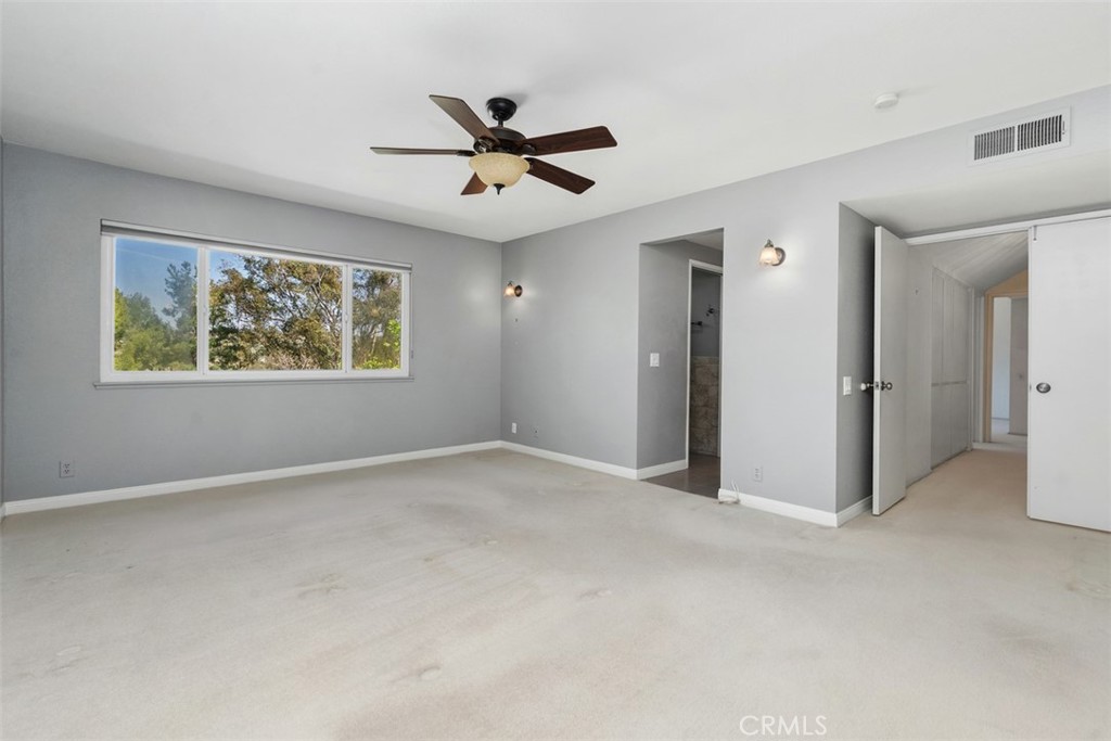 27048 Santa Susana