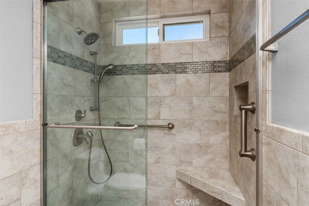 27048 Santa Susana