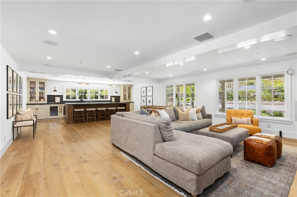 31922 Paseo Monte Vista